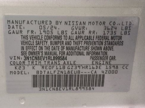 Used 2024 Nissan Versa SV FWD image 33