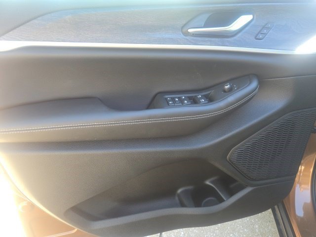 New 2027 Jeep Grand Cherokee Limited w/ Limited Altitude Package AWD/4WD image 6