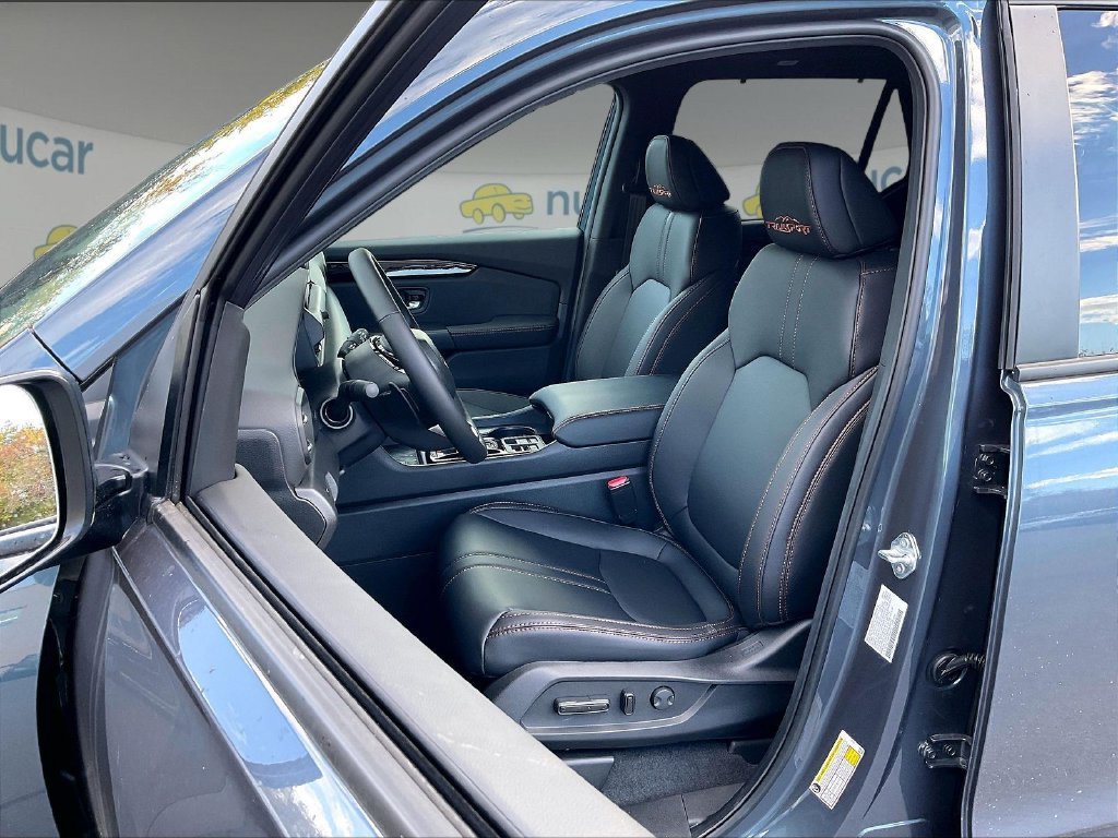 New 2026 Honda Pilot TrailSport image 11