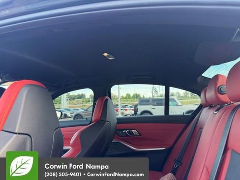 Used 2022 BMW M3 Competition RWD image 8