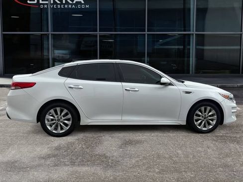 Used 2016 Kia Optima EX w/ Premium Package FWD image 6