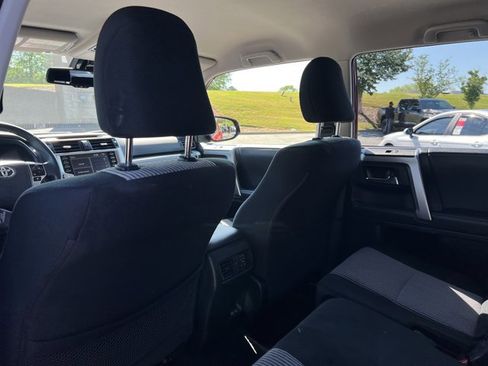 Used 2024 Toyota 4Runner SR5 image 18