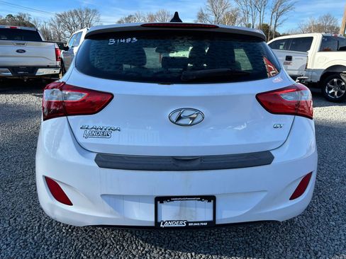 Used 2013 Hyundai Elantra GT w/ Tech Pkg image 9