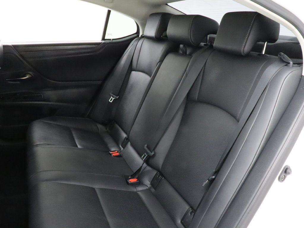 Used 2022 Lexus ES 300h w/ Premium Package FWD image 28