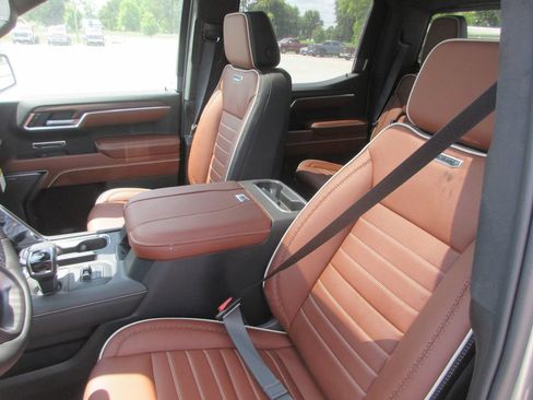 New 2026 GMC Sierra 1500 Denali Ultimate AWD/4WD image 14