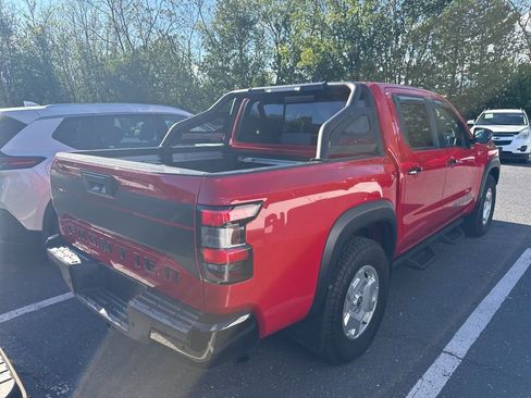 Used 2024 Nissan Frontier SV w/ Hardbody Edition image 4