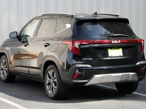 Used 2024 Kia Seltos S FWD image 46