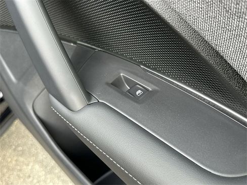 New 2026 Volkswagen Tiguan S image 30