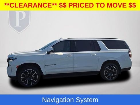 Certified 2024 Chevrolet Suburban RST w/ Luxury Package AWD/4WD image 12