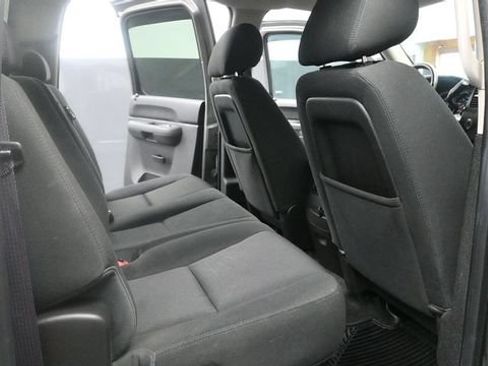 Used 2014 GMC Sierra 2500 SLE w/ SLE Preferred Package AWD/4WD image 15