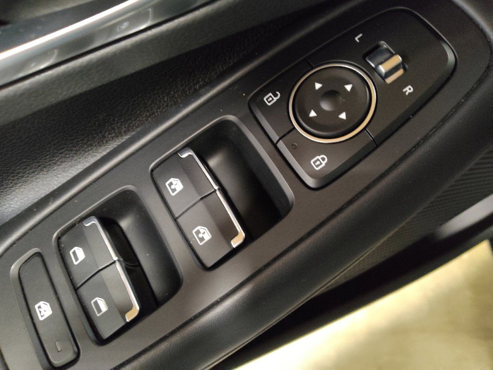 Used 2023 Hyundai Sonata SEL FWD image 27
