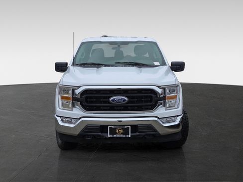 Used 2021 Ford F150 XLT w/ Trailer Tow Package image 2