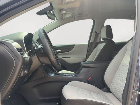 Used 2018 Chevrolet Equinox LS FWD image 5