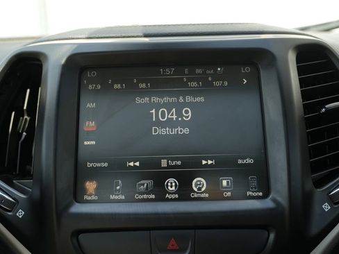 Used 2017 Jeep Cherokee High Altitude w/ Luxury Group AWD/4WD image 57