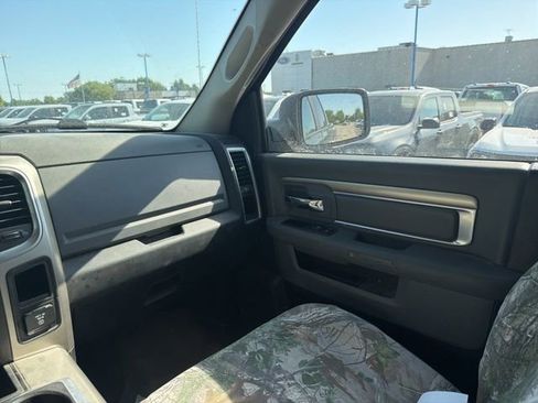 Used 2015 RAM 1500 Big Horn AWD/4WD image 18