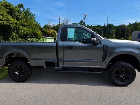Used 2023 Ford F350 XL w/ STX Appearance Package AWD/4WD image 4