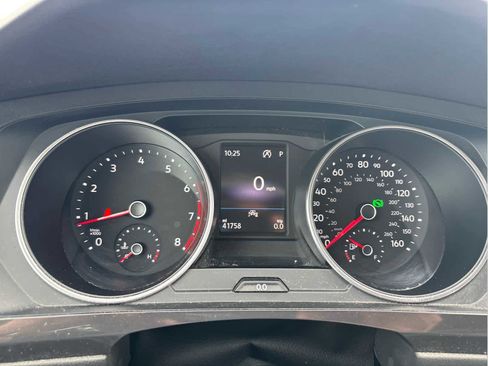 Certified 2020 Volkswagen Tiguan SE image 13