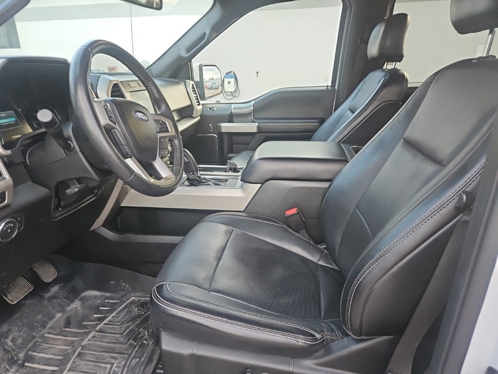 Used 2017 Ford F150 Lariat AWD/4WD image 5