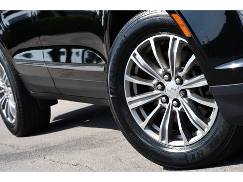 Used 2019 Cadillac XT5 Luxury FWD image 11