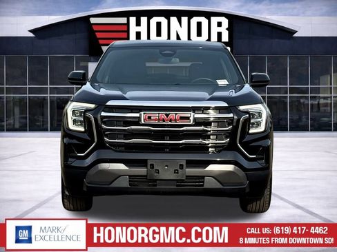 Used 2025 GMC Terrain Elevation image 8