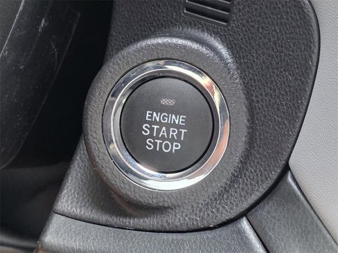 Certified 2025 Subaru Outback Limited image 24