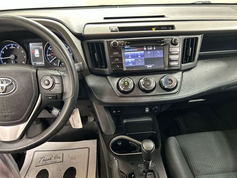Used 2017 Toyota RAV4 LE w/ All Weather Liner Package AWD/4WD image 18