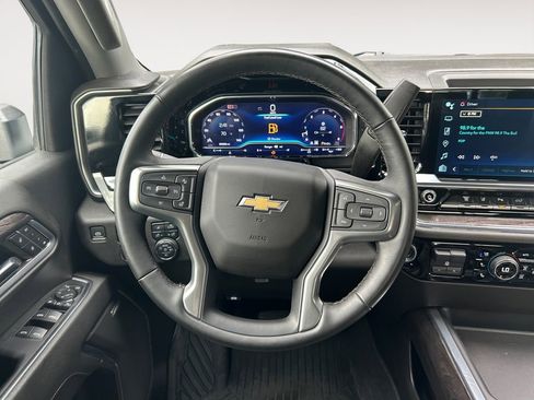 Used 2024 Chevrolet Silverado 2500 LTZ w/ LTZ Plus Package AWD/4WD image 14