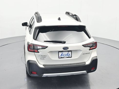 Used 2025 Subaru Outback Limited AWD/4WD image 33