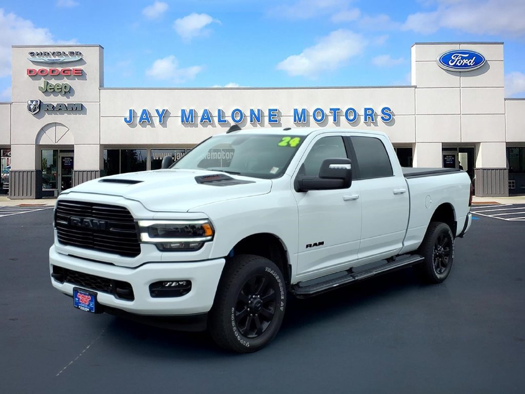 Used 2024 RAM 2500 Laramie w/ Night Edition AWD/4WD image 7