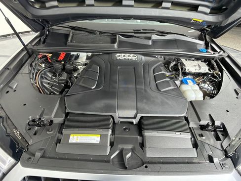 Used 2017 Audi Q7 3.0T Premium Plus AWD/4WD image 26