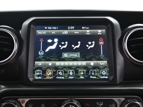 Used 2021 Jeep Wrangler Unlimited Rubicon w/ Dual Top Group image 35