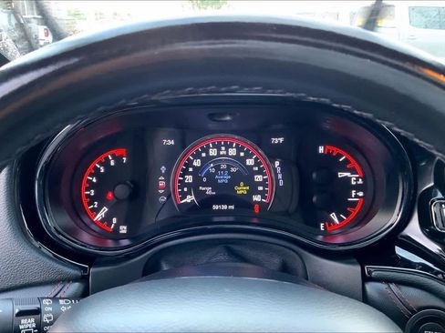 Used 2024 Dodge Durango GT RWD image 23