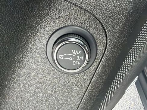 Certified 2023 GMC Acadia AT4 AWD/4WD image 30