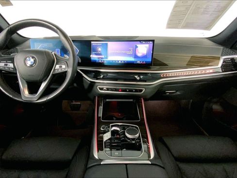 Used 2025 BMW X5 xDrive40i AWD/4WD image 15