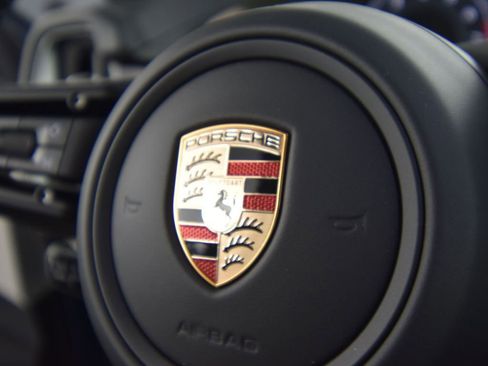 Certified 2026 Porsche Cayenne AWD/4WD image 31