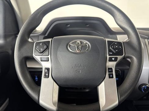 Used 2020 Toyota Tundra SR5 w/ SR5 Upgrade Package AWD/4WD image 20