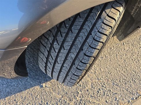 Used 2003 BMW Z4 2.5i image 25