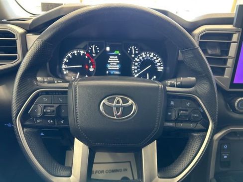 Used 2023 Toyota Tundra Limited w/ Power Package image 9