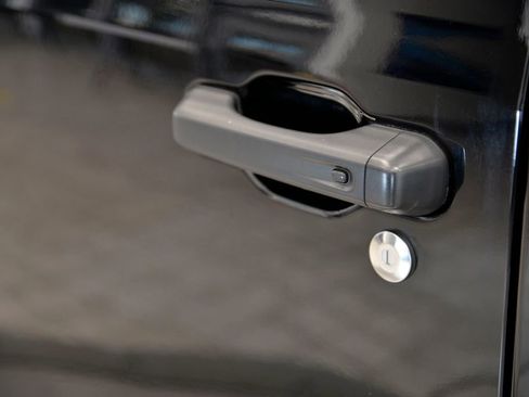 Used 2021 Jeep Wrangler Unlimited Sahara image 13