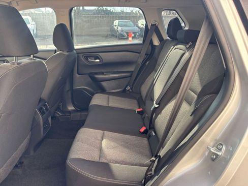 Used 2025 Nissan Rogue SV image 27