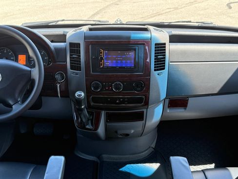 Used 2016 Mercedes-Benz Sprinter 3500 image 20