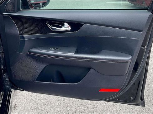 Used 2021 Kia Forte GT FWD image 25