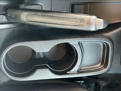 Certified 2017 Jeep Wrangler Unlimited Sport w/ Connectivity Group image 16