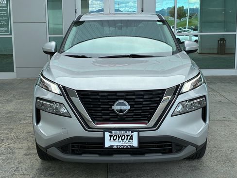 Used 2023 Nissan Rogue SV AWD/4WD image 2