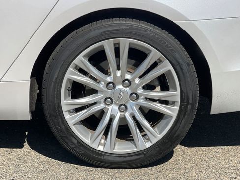 Used 2018 Cadillac XTS Luxury FWD image 25