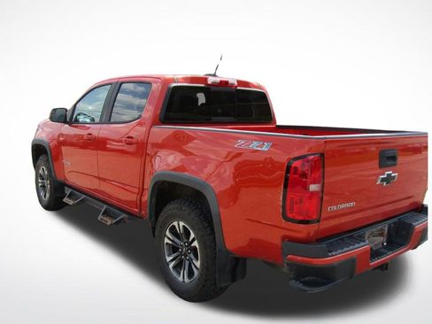 Used 2016 Chevrolet Colorado Z71 AWD/4WD image 2