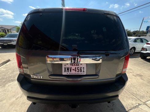 Used 2011 Honda Pilot LX image 6