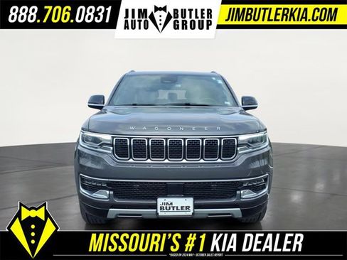 Used 2023 Jeep Wagoneer Series II AWD/4WD image 31