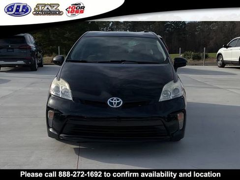 Used 2012 Toyota Prius Three image 2