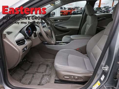 Used 2024 Chevrolet Malibu LT FWD image 14